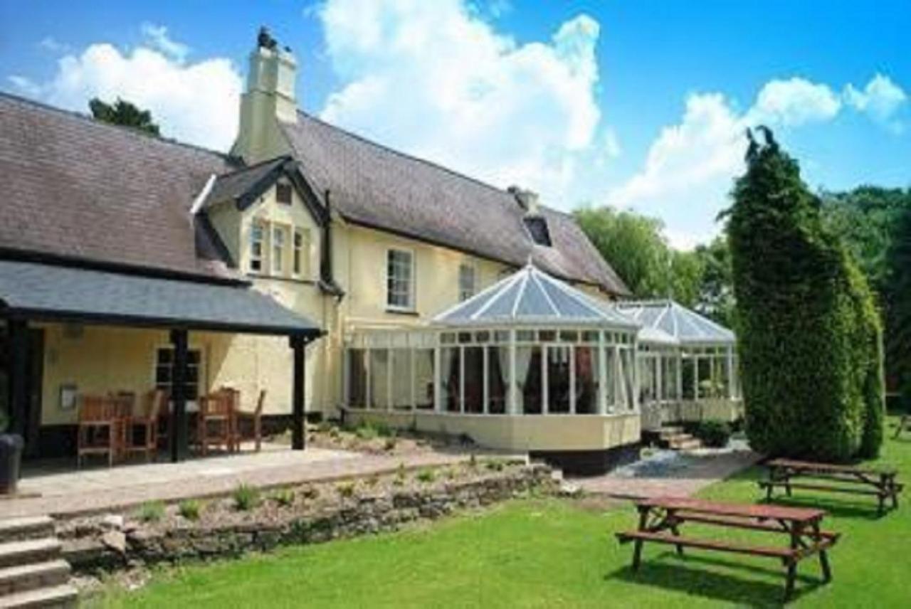 Plas Derwen Abergavenny Exterior photo